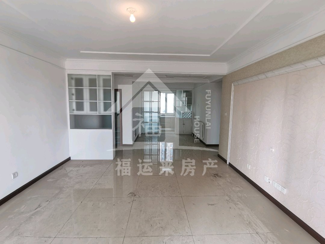 红星家园D区,带附房,带车位,三室两厅两卫,大H户型,品质精装修未,急售!6