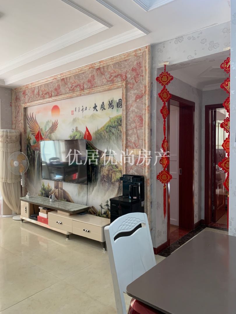 龙锦湾,已下证、带平台、看房约10
