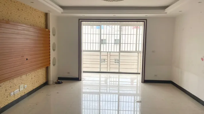 急售, 大花桥旁西苑小区盛景苑带露台送阁楼