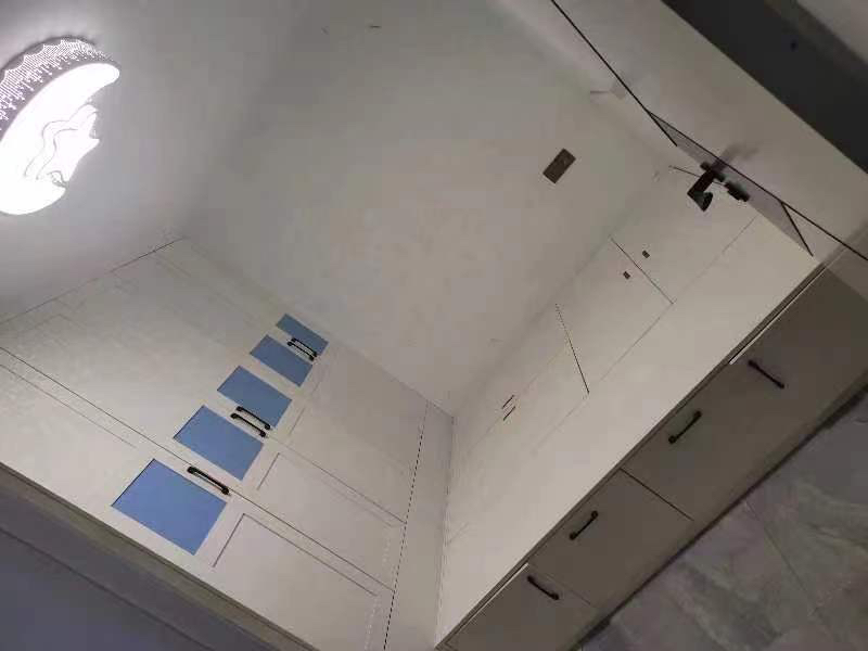 中央公园E区,建设路#BNAME精装5室2厅2卫2阳台11