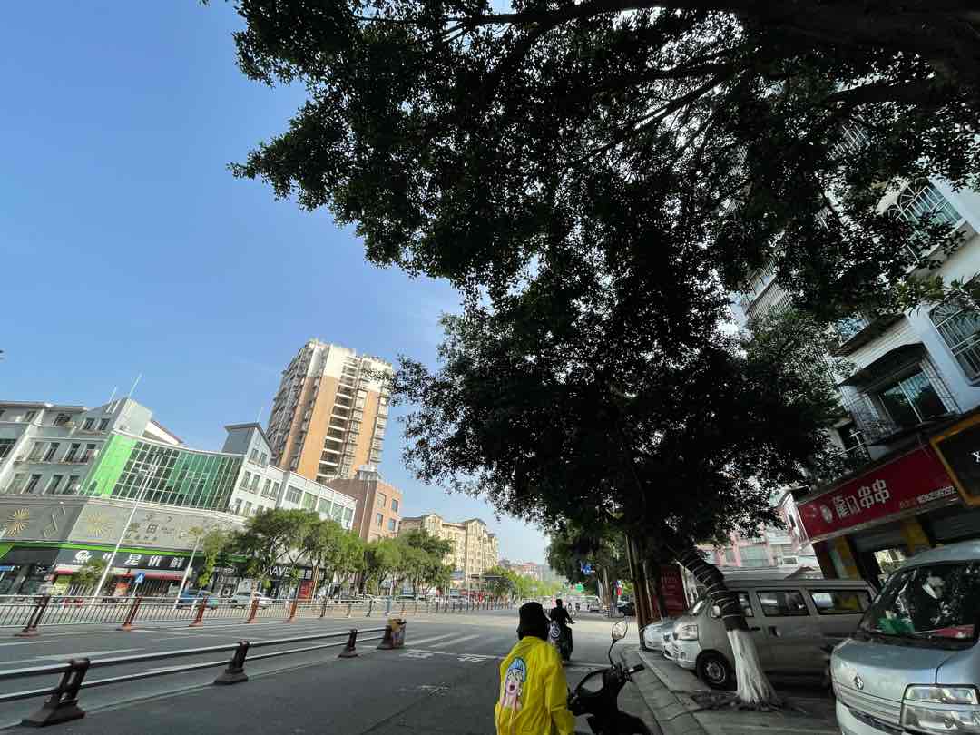 五十米大街,五十米大街正街上,大门面急售3