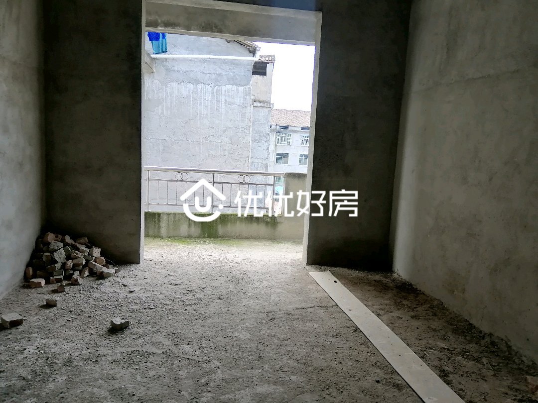 篁竹街,篁竹街自建房经济实惠 阳光充足 楼下带储物间 有钥匙随时看房4