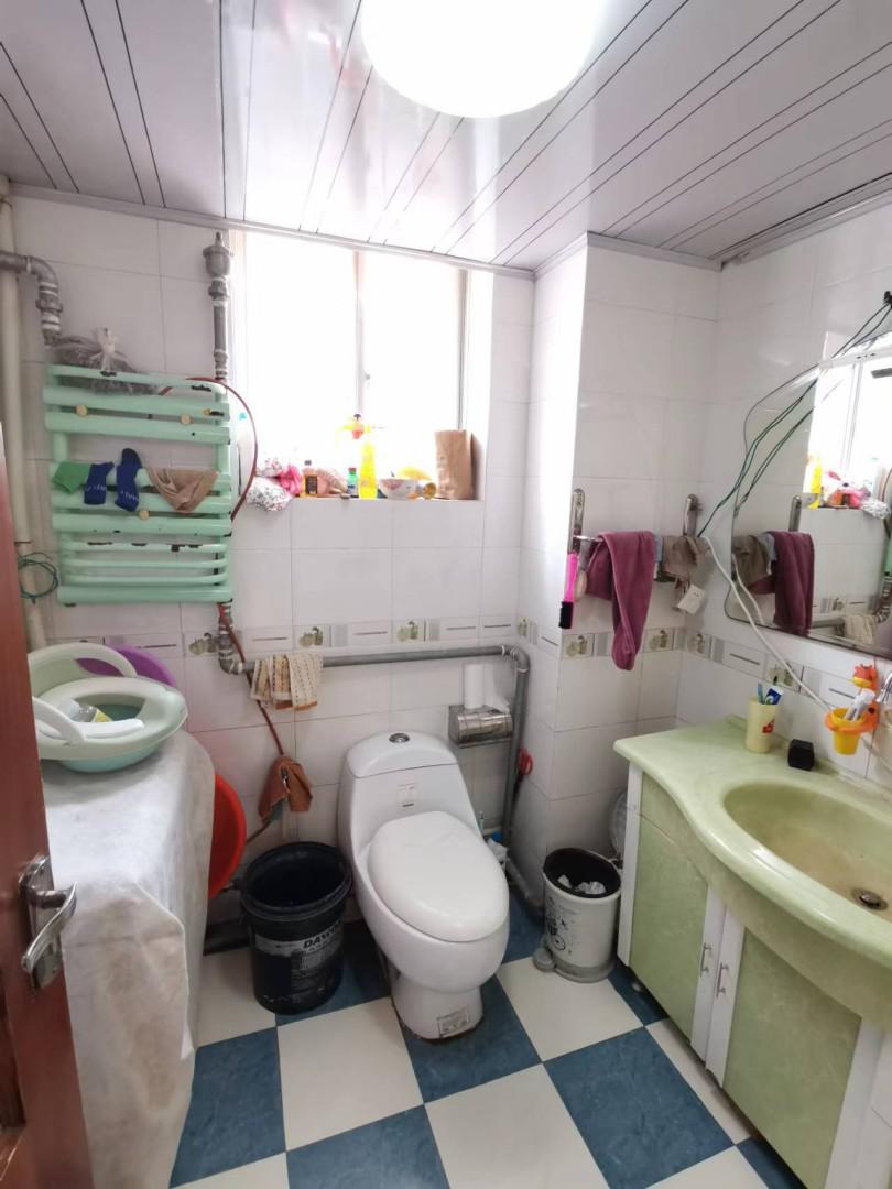 金鹏家园,兰州路大小区 停车方便 带落地飘窗阳台6