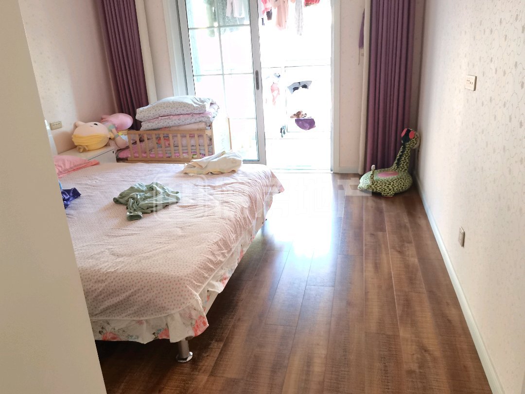 麟德公馆,朝阳学校附近3室2厅多层电梯洋房带地下停车位带地面柴房7