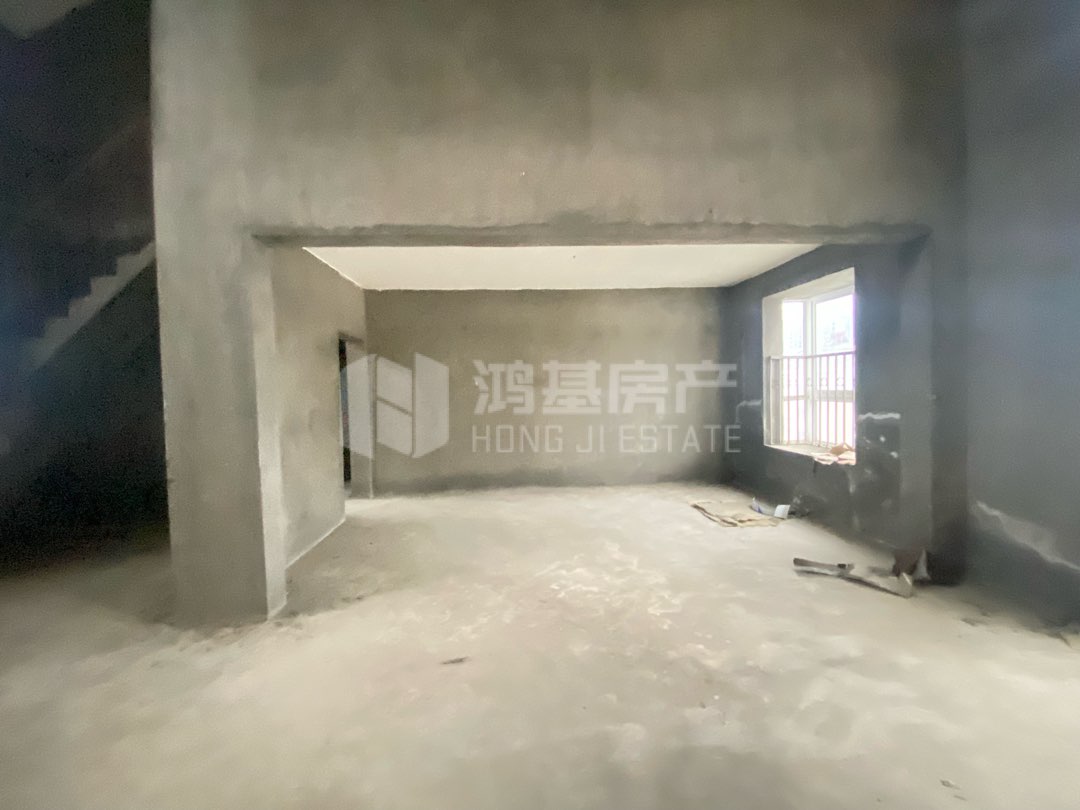 城市溪地,房东做生意急需资金周转,降价15??售,不可多得的房美价廉。1