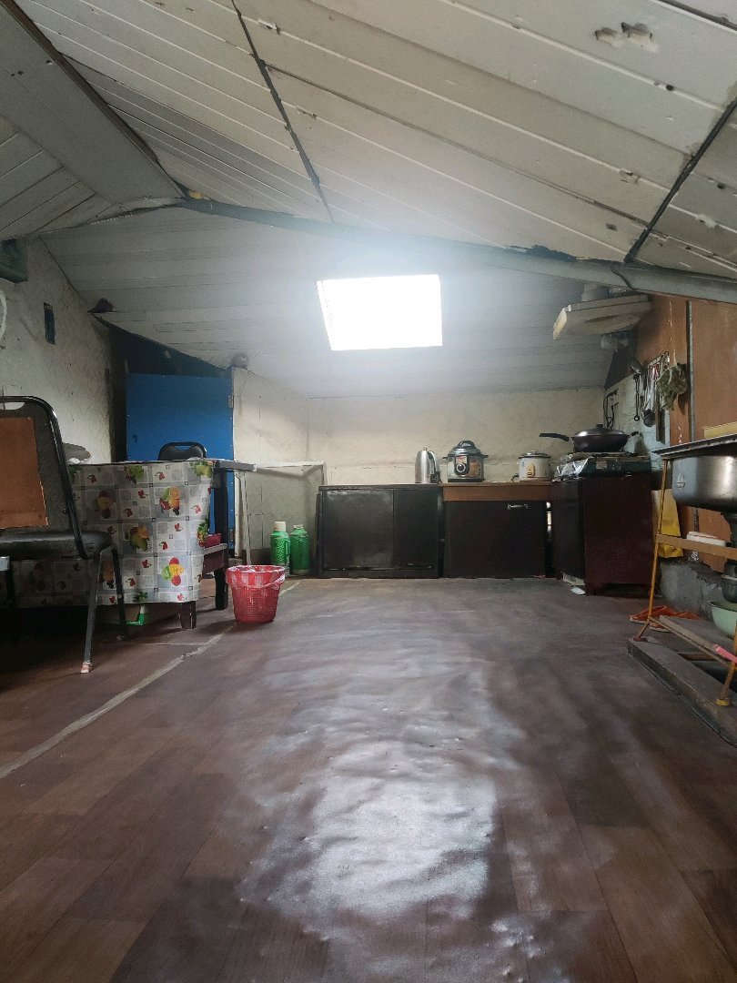 连云港老街,连云港老街,旅游景点房子。坡道楼梯带阁楼。价格可谈,拎包即住9