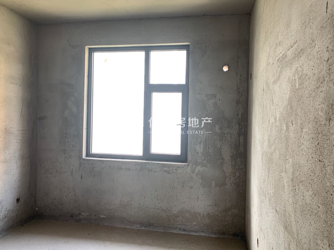 阳光瑞苑,阳光瑞苑 新出大三房 边户 南北通透10