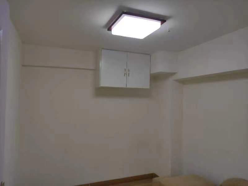 源汇昌建广场,精装修上下复试,随时看房4