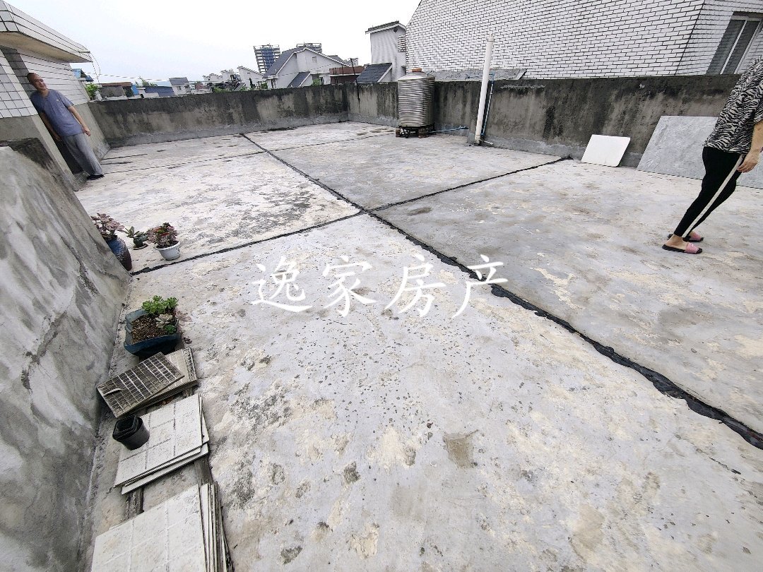 夹江银丰苑,银丰苑新华寓的房子 带楼顶 成色新8
