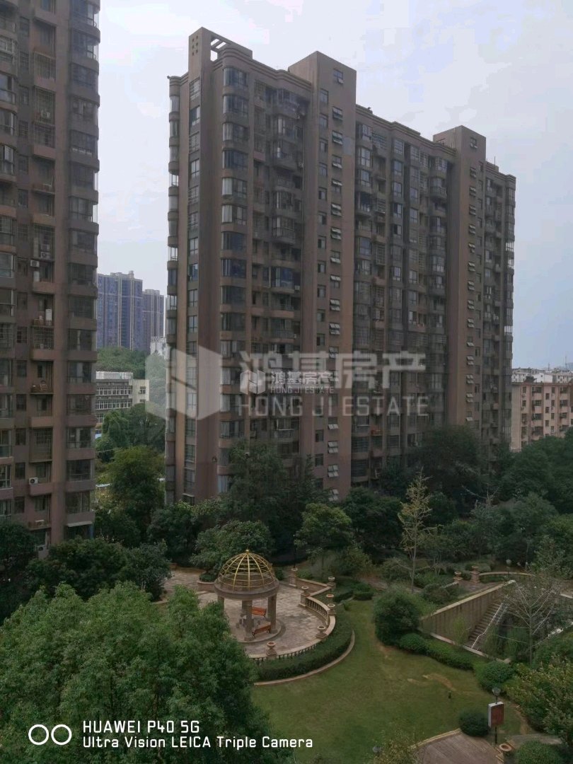 红谷峰尚,红谷峰尚小区红谷滩万达旁交通便利环境优美诚心出售8