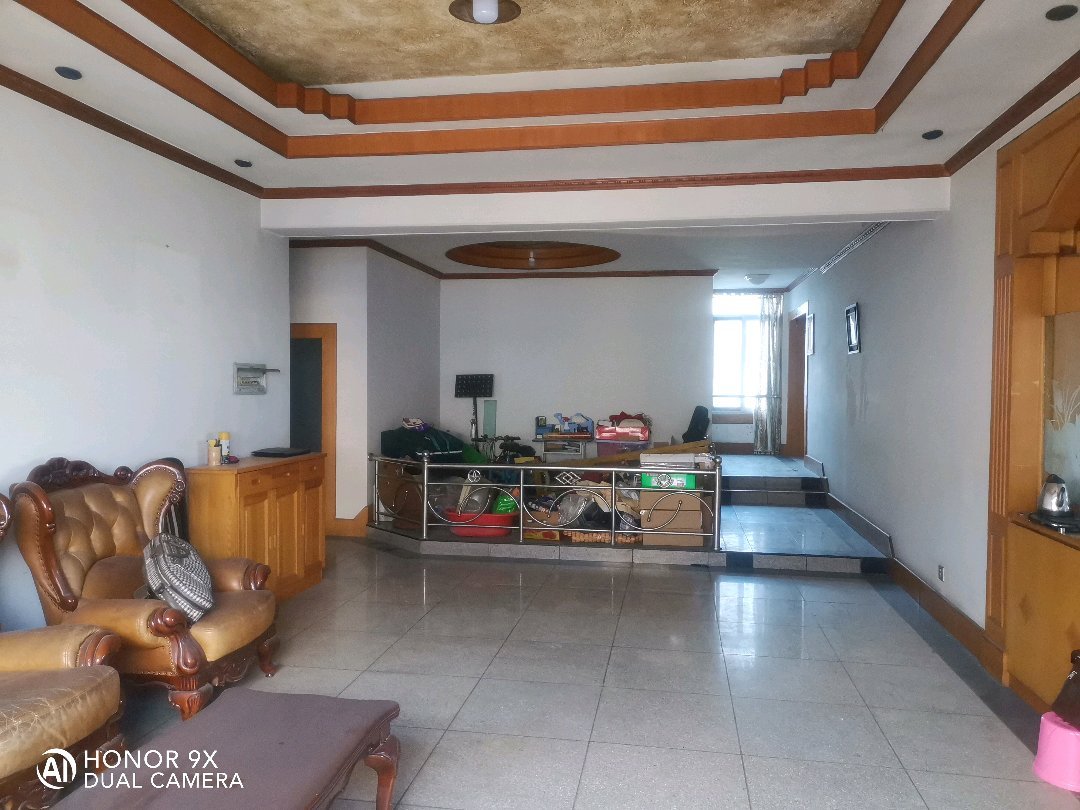 亭江街133号院,单价3000多旌东亭江街133号院 高层四室两厅两卫4
