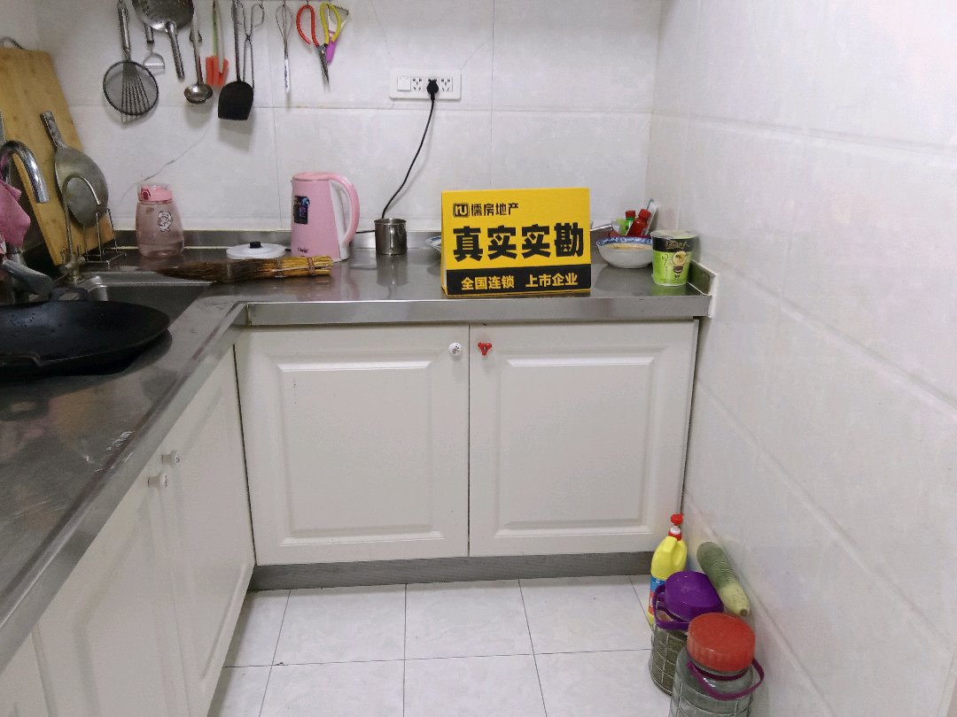 朗琴国际,三中门口的房子 对面华夏公馆2