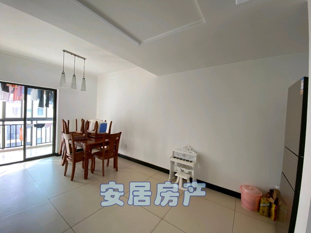 泸西县阳光花园,阳光花园 139.95平四室 价格便宜7