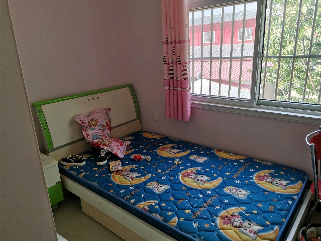 小寨杨新村,小寨杨新村4室2厅2卫2阳台160㎡ 带超大入户花园4