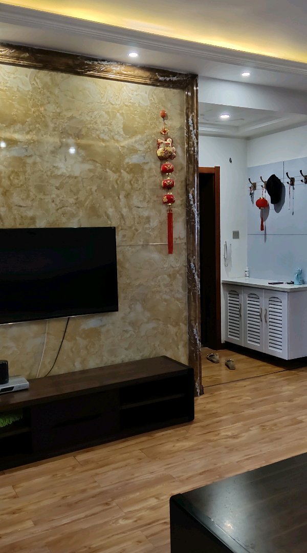 军兴南区,精装三居,拎包入住,带地下室,不带阁楼10