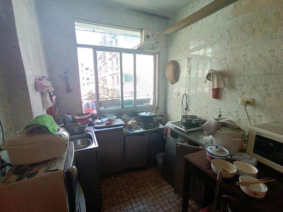 润丰小区,中华路润丰二区三室两厅出售8