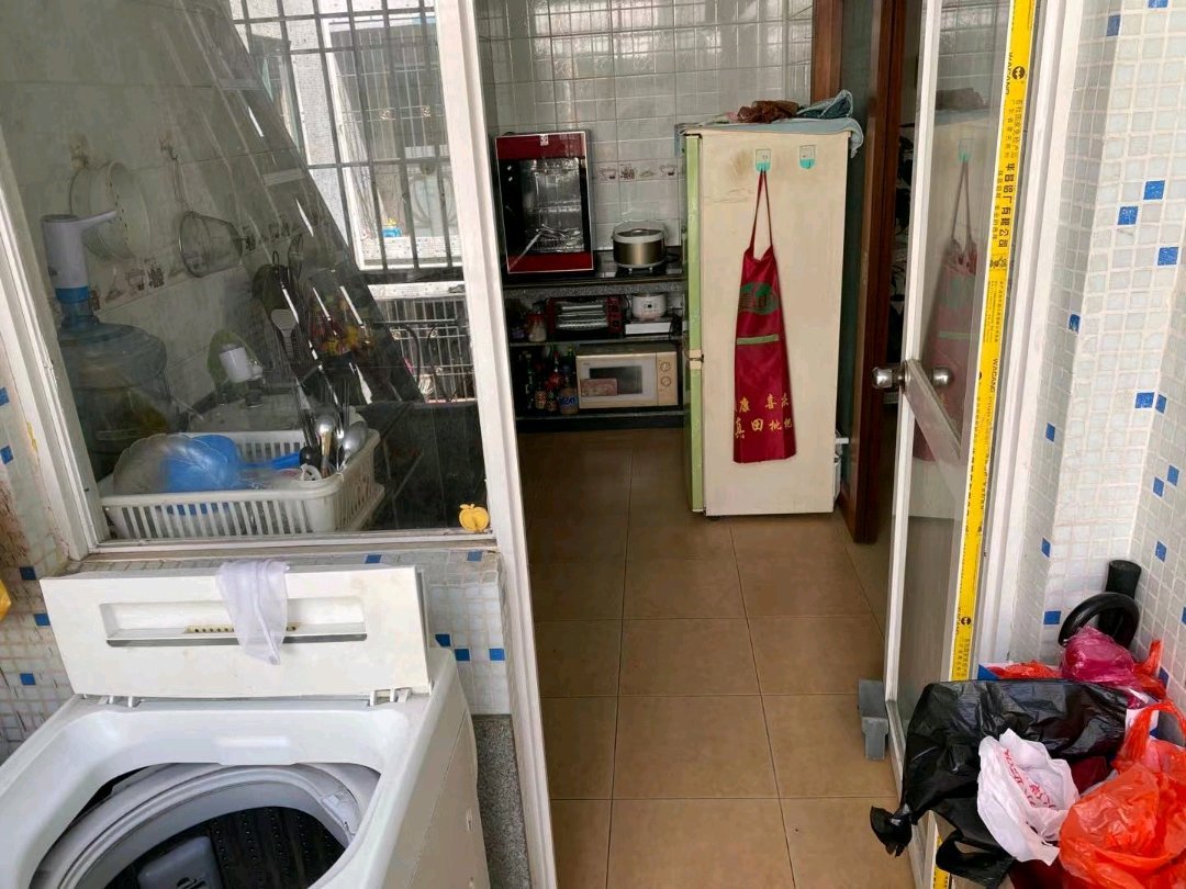 园和华庭,市中心位置 步梯高层 精装两房2
