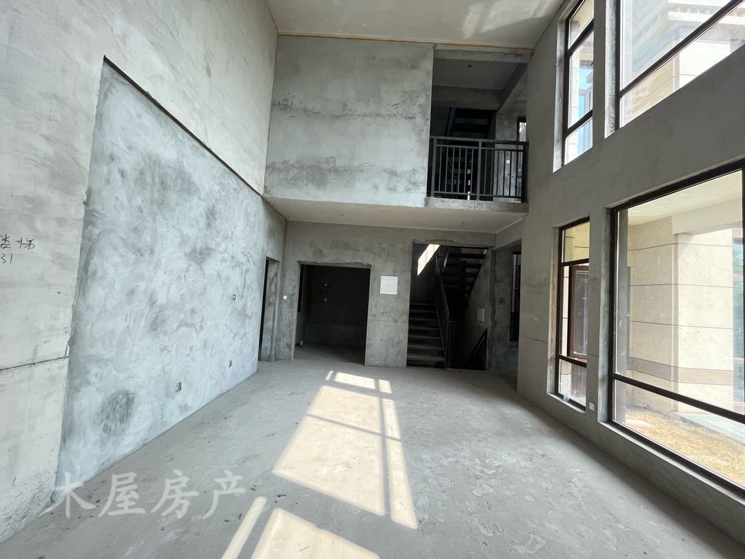 晶泽汐樾,毛坯中心,纯沿街商铺,即买即租!1