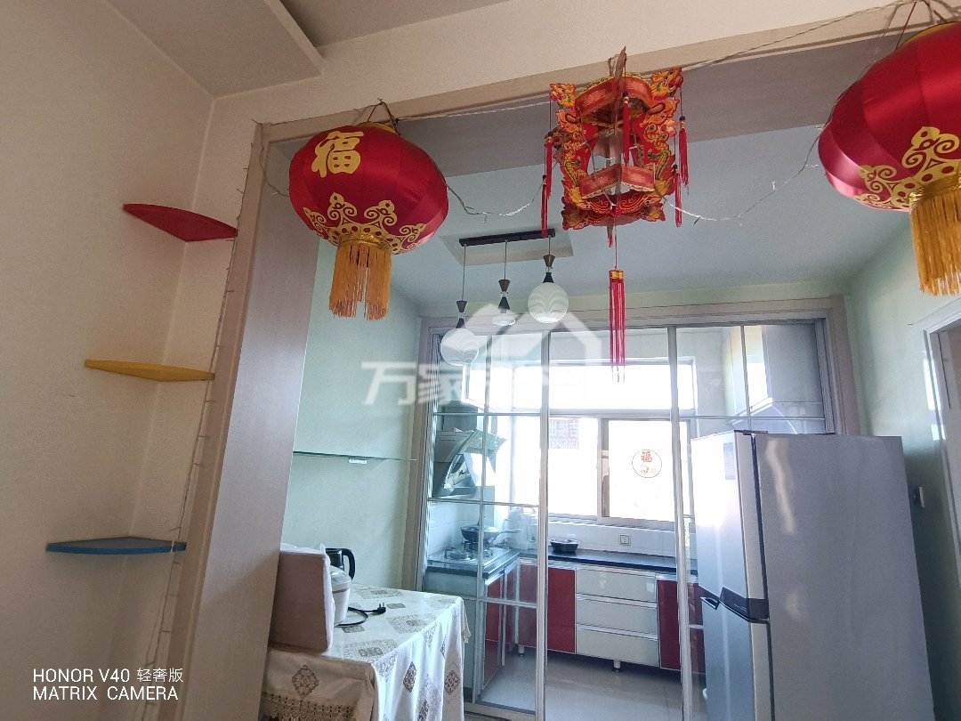 樱花苑,樱花苑二楼,91平精装两室,带33平大车库,7