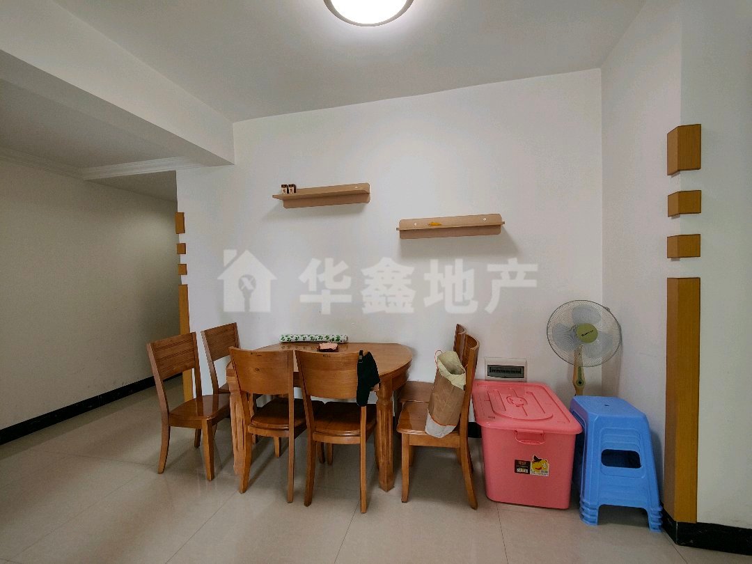 福源苑,福源苑电梯3房2厅2卫107平,另有车位10万10