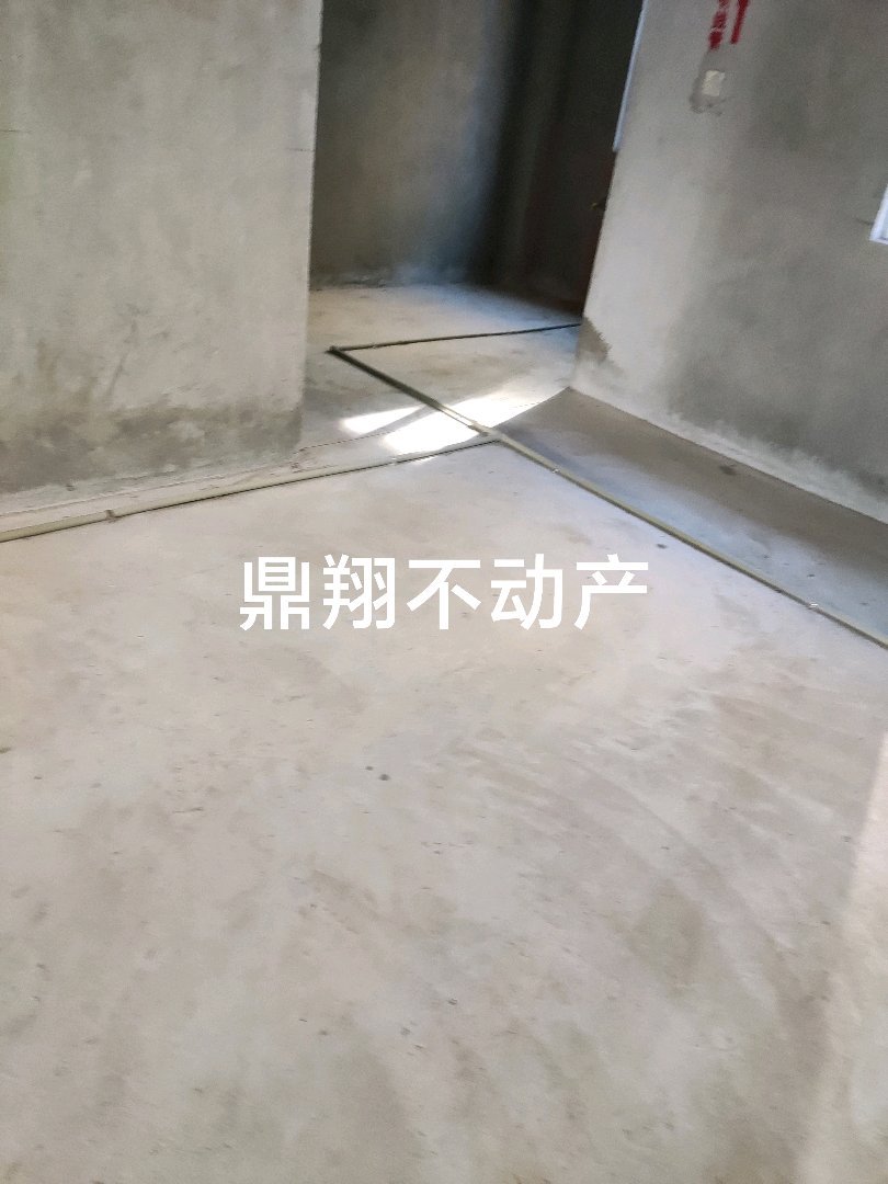 君临豪庭,君临豪庭好房,位置好,灿头,有车位,可以直接转户4