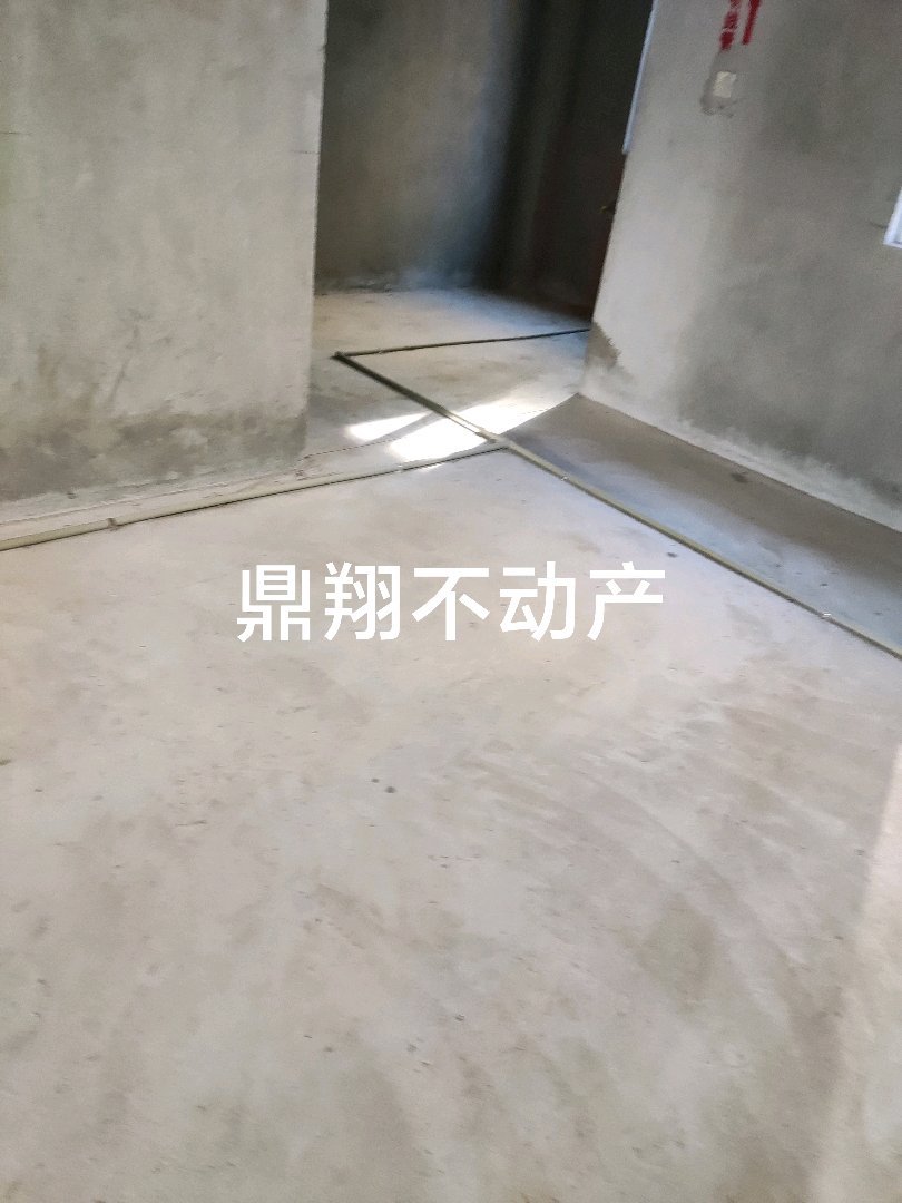 君临豪庭,君临豪庭好房,位置好,灿头,有车位,可以直接转户2