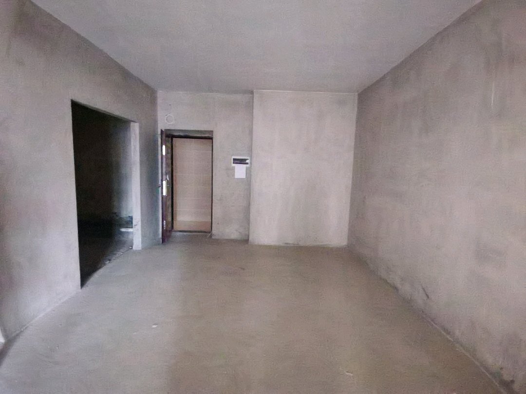 欣华理想城,欣华理想城三室毛坯急售3