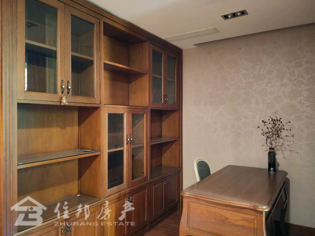 湖滨花园,湖滨花园四联排排屋居住安静3