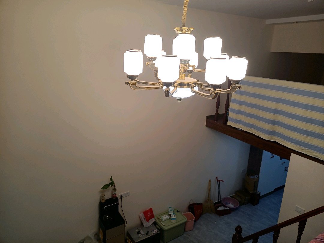 亿联建材城,新装没住 装修花了8万左右1