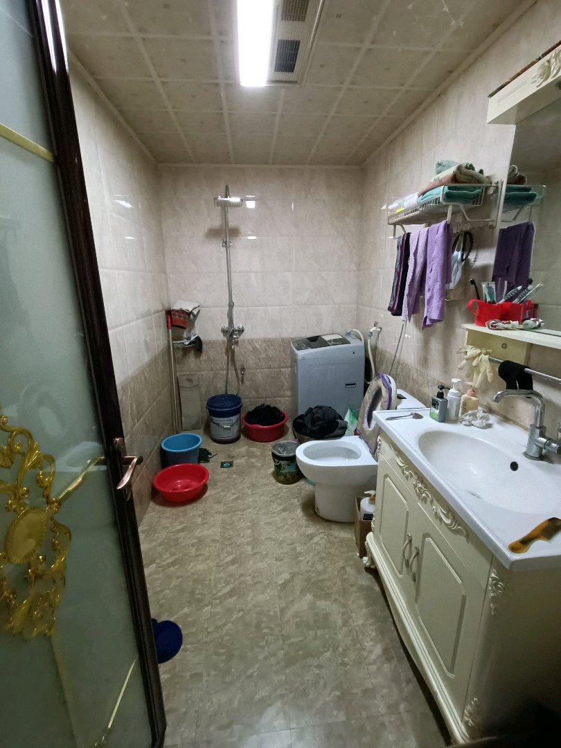 佳景花园三期,佳景三期精装三室两厅一卫带阁楼带地下室满五维10