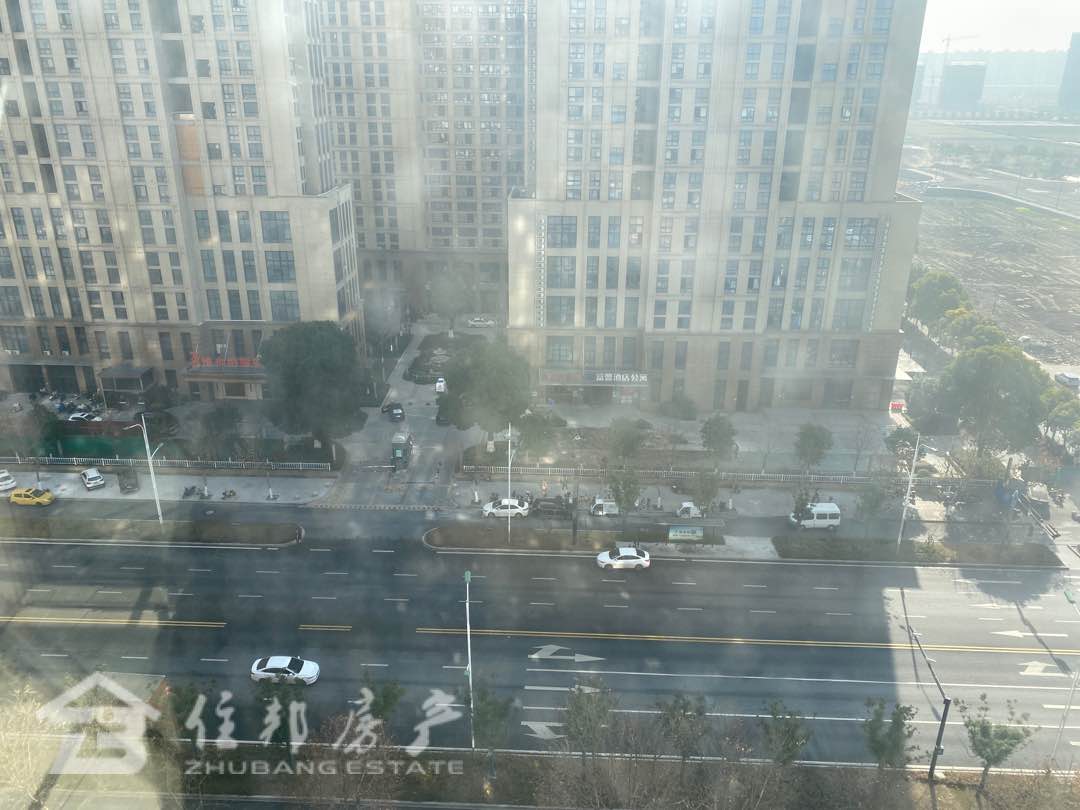 德信泊林春天,110㎡5000元/月每个房间都有空调,适合做宿舍11