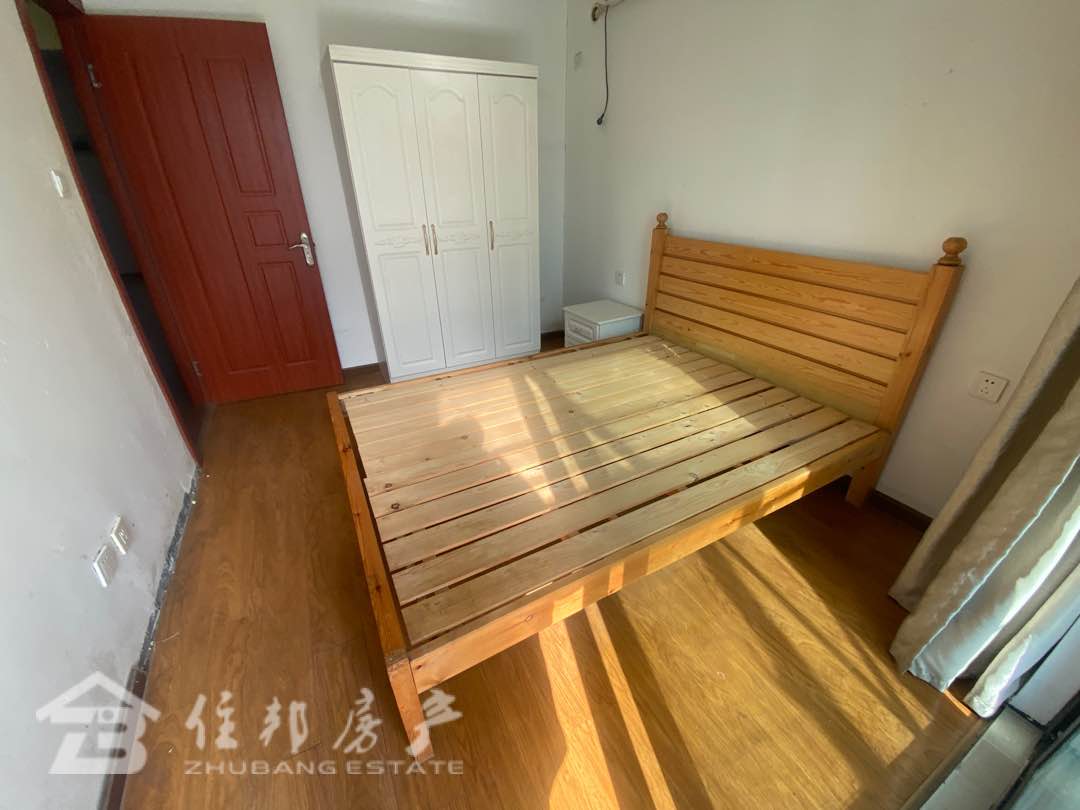 德信泊林春天,110㎡5000元/月每个房间都有空调,适合做宿舍1