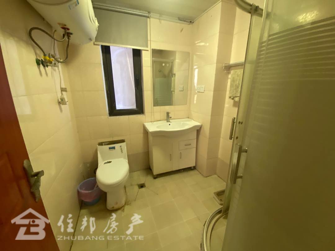 德信泊林春天,110㎡5000元/月每个房间都有空调,适合做宿舍7