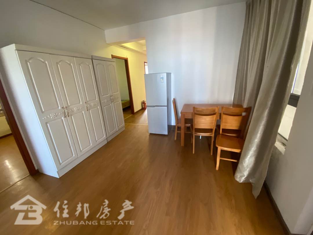 德信泊林春天,110㎡5000元/月每个房间都有空调,适合做宿舍9