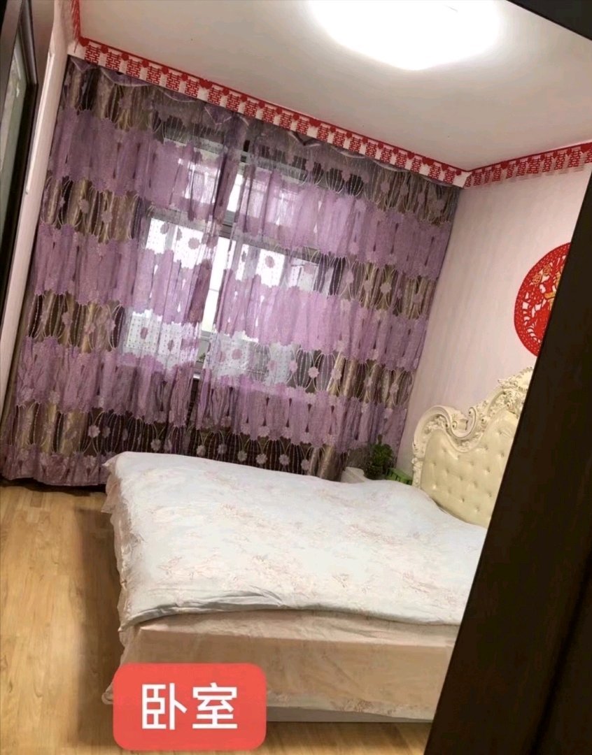 八一南小区,两室两厅,南北通透,新装修,随时看房2