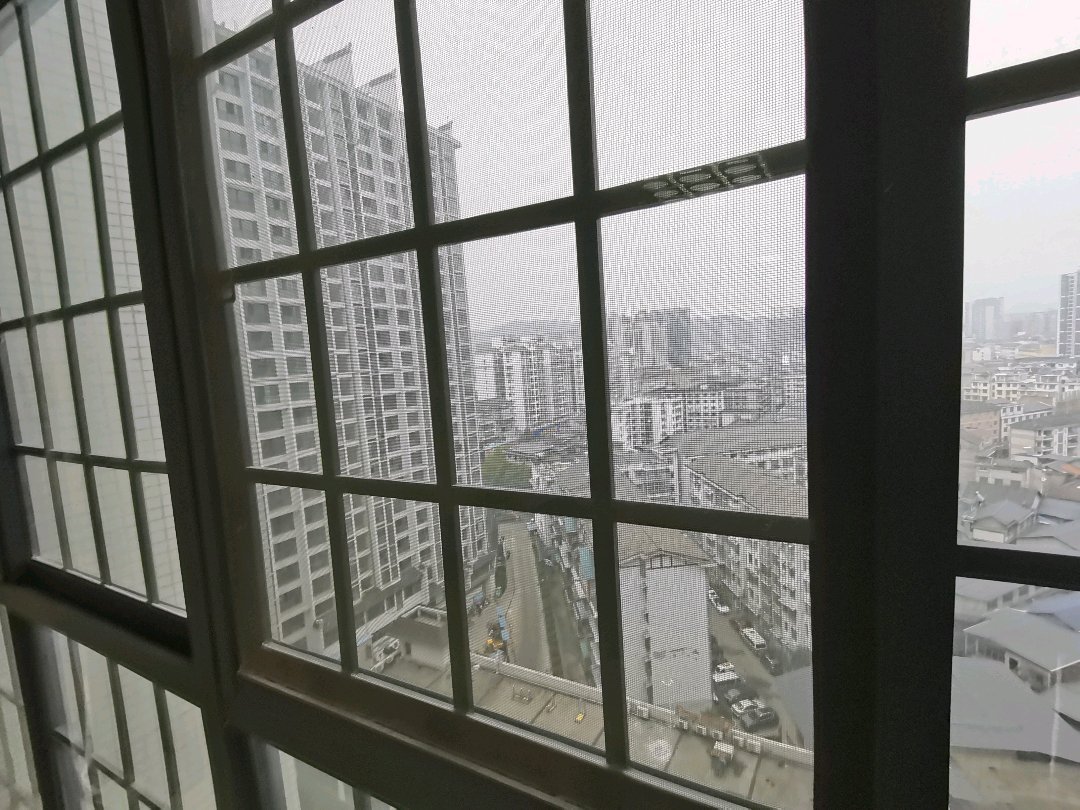 逸臣广场,市中心精装两房,带血卫,配套齐全,支持按揭8