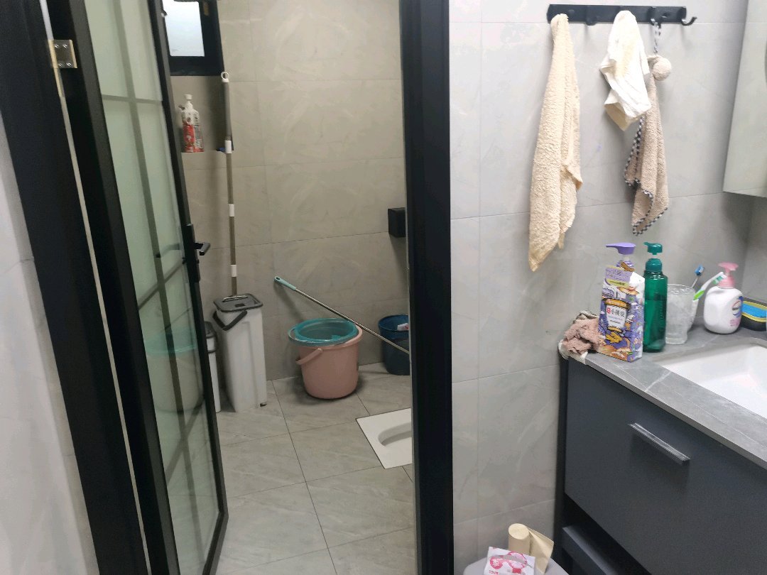 远达鹭湖宫二期,年后看房子,装修还可以的2