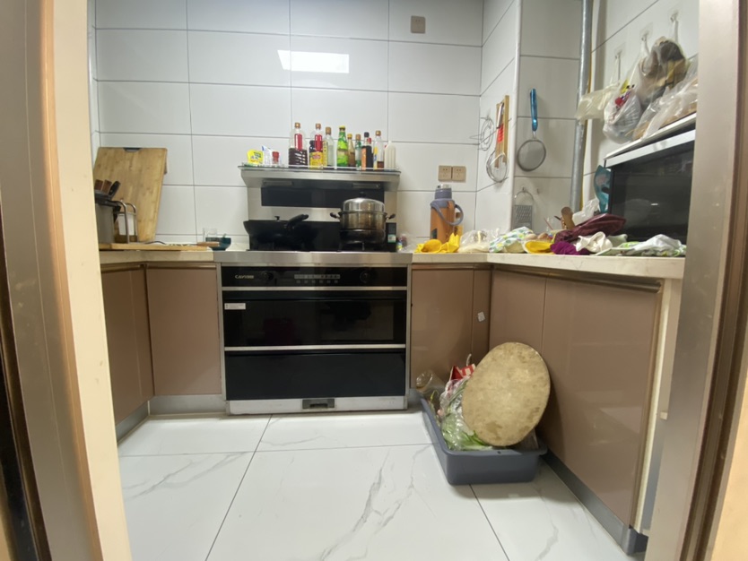 一涵牛津公馆,精装3室2厅1卫1阳台地铁沿线超值因房子小换大超值地4