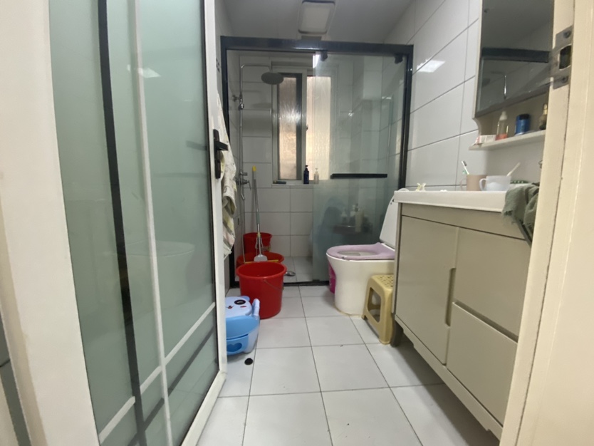 一涵牛津公馆,精装3室2厅1卫1阳台地铁沿线超值因房子小换大超值地8