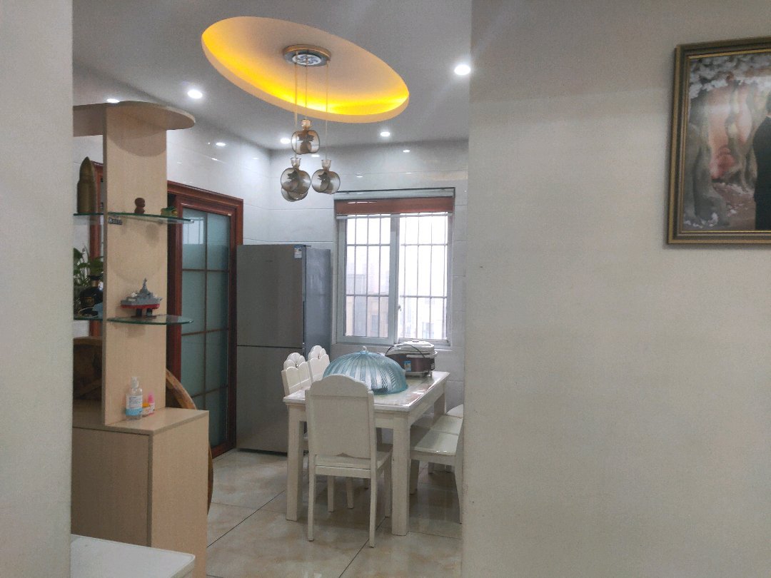 金江外滩B区,金江外滩精装修住家房出售,带产权车位,家具家电,拎包入住3