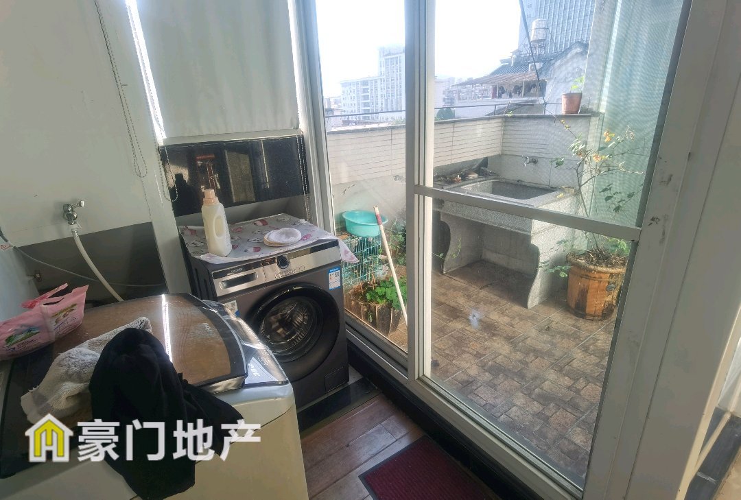 逸涛豪苑,10.8逸涛豪苑复试楼 113平103万 居家带60平露台6