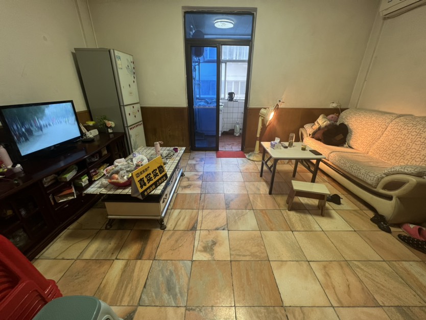铁二处家属院,铁二处两室一厅,步梯中层5