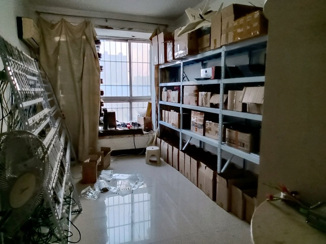 金桂苑小区,金桂苑三房两厅好房出售9