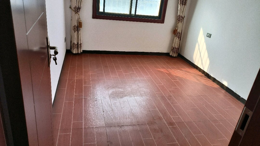 杨贵店,仅19.8万即可买三室两厅两卫的精装修房屋心动吗心动不如行动6