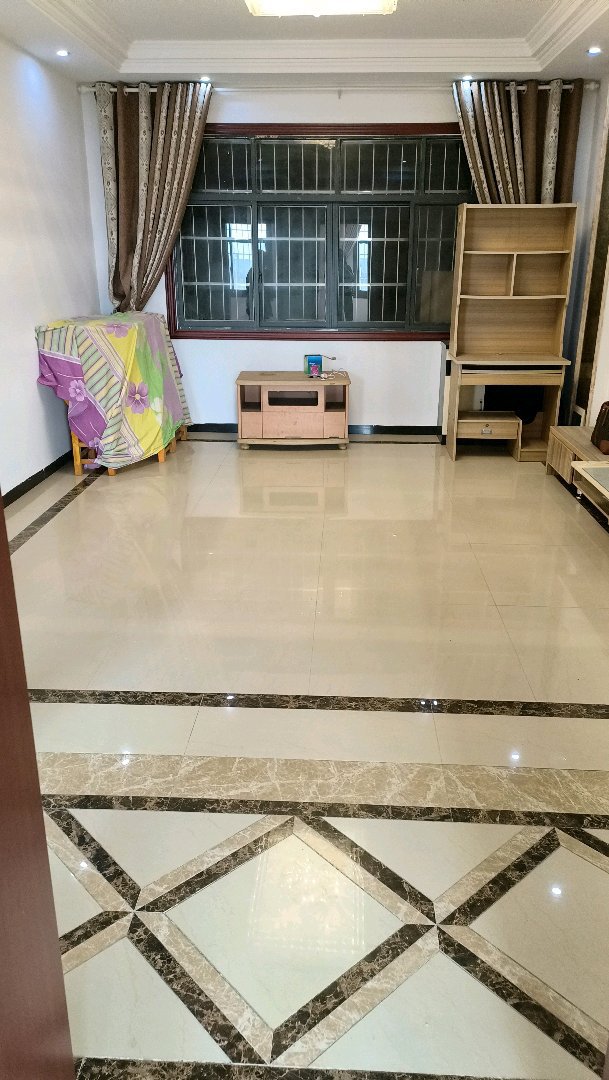 杨贵店,仅19.8万即可买三室两厅两卫的精装修房屋心动吗心动不如行动1