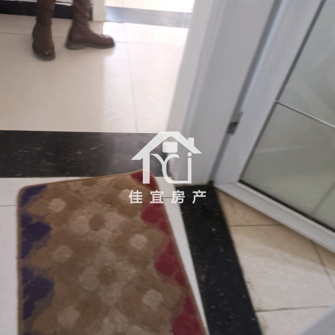 东明和谐家源,带家具家电,有证能按揭。2