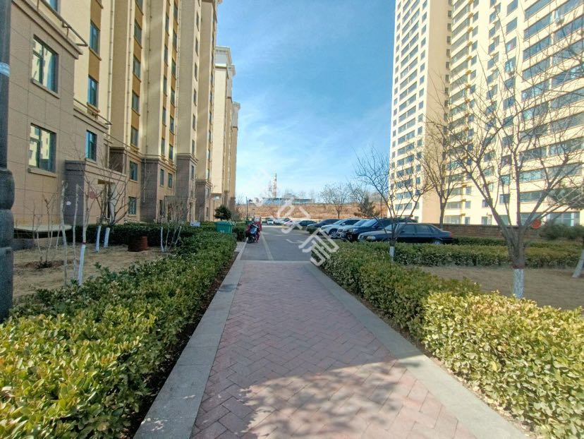 王凤佳园,三室两厅一卫,毛坯现房10