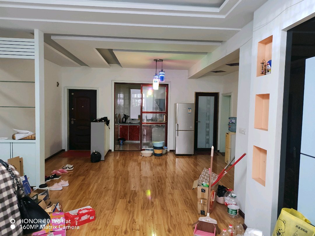 银沙桥,户型方正丨配套完善丨三室两厅一卫丨出行方便丨看房预约6