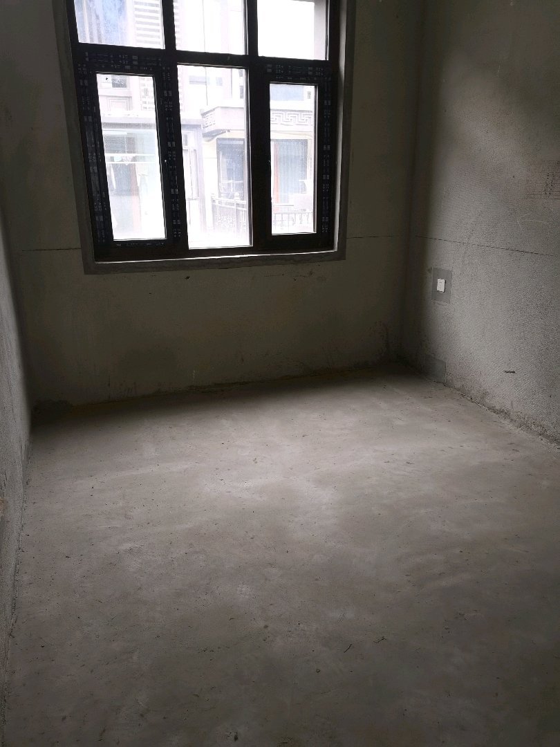 昌建公园壹号院,昌建公园壹号院联排别墅带车位前后带院带地下负二层145万12