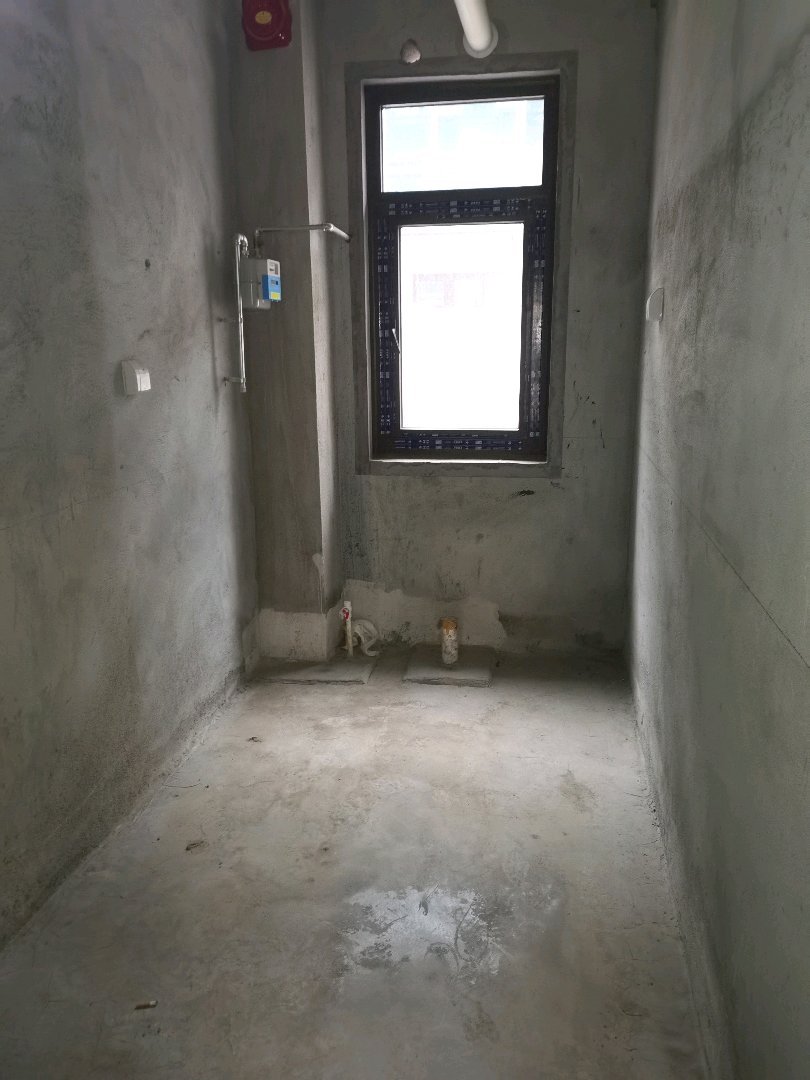 昌建公园壹号院,昌建公园壹号院联排别墅带车位前后带院带地下负二层145万7
